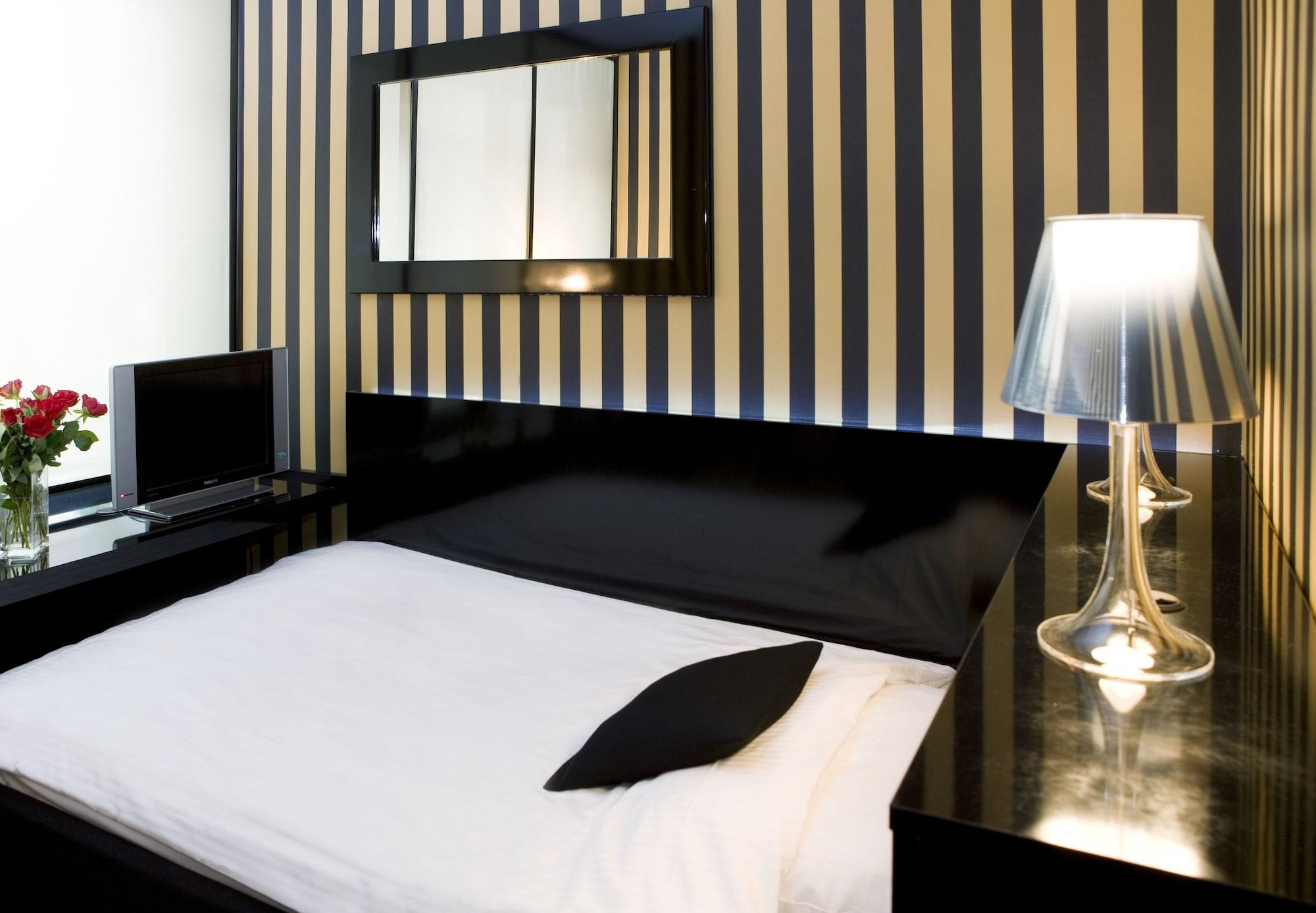 Relexa Hotel Bellevue An Der Alster Hamburgo Exterior foto