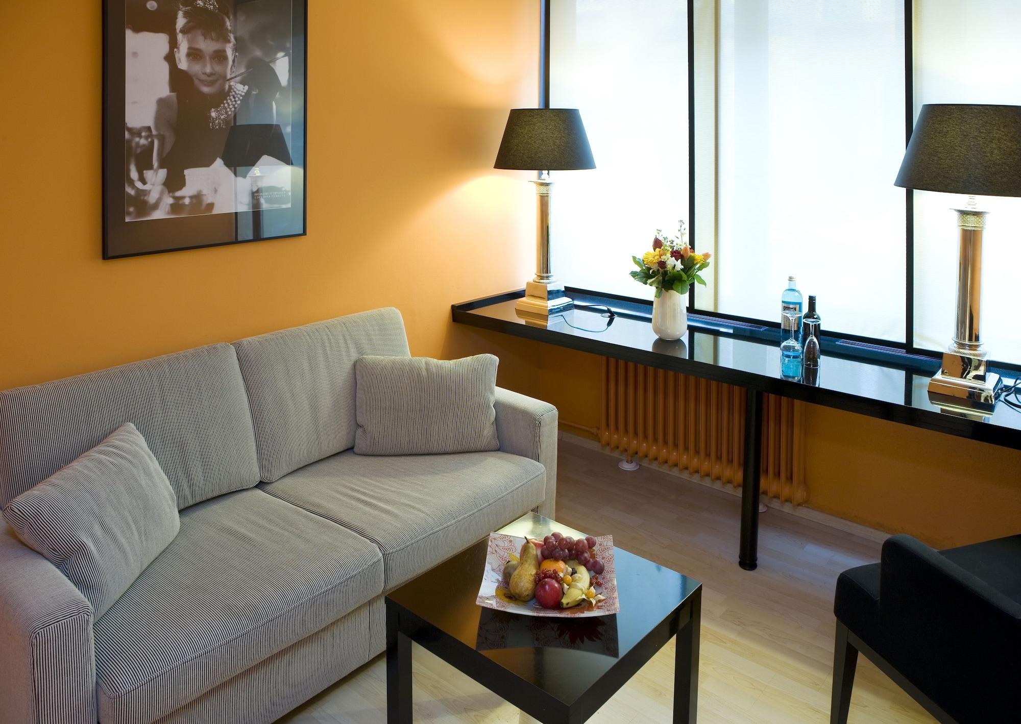 Relexa Hotel Bellevue An Der Alster Hamburgo Exterior foto
