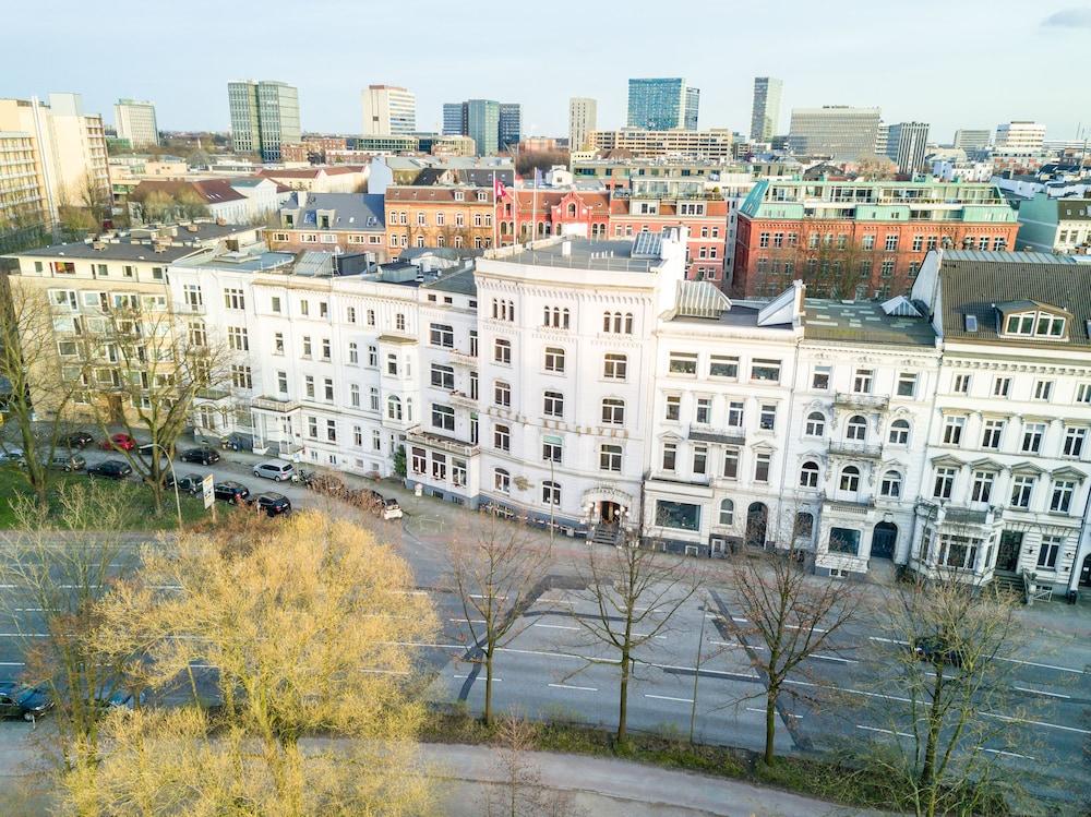 Relexa Hotel Bellevue An Der Alster Hamburgo Exterior foto