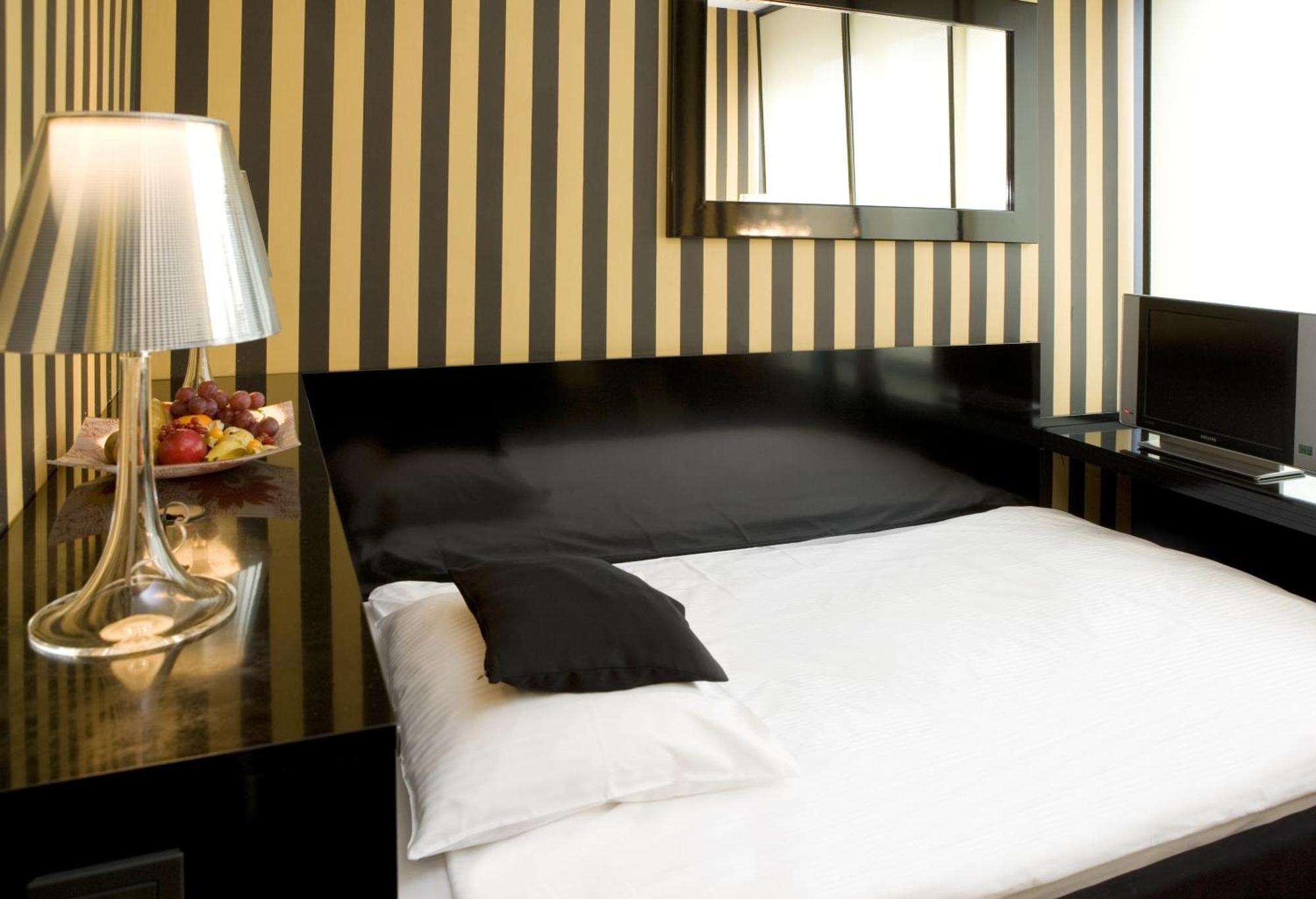 Relexa Hotel Bellevue An Der Alster Hamburgo Habitación foto